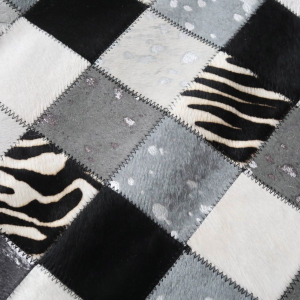 Maison Thuret - Zwart-wit koeienhuid patchwork vloerkleed