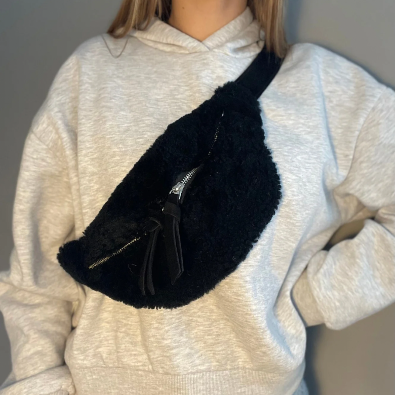 Banane En Peau De Mouton Noir