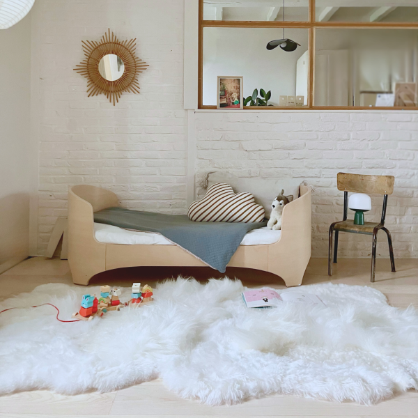 Maison Thuret - Fleur de peau : tapis en peau de mouton blanc - sur mesure