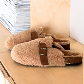 Maison Thuret - Sabots En Peau De Mouton Curly