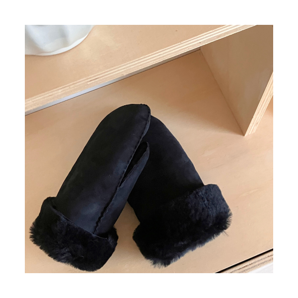 Maison Thuret - Moufles En Peau De Mouton Noire