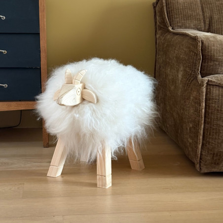 mouton décoratif chambre enfant