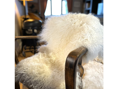 Comment utiliser un plaid en peau de mouton ?