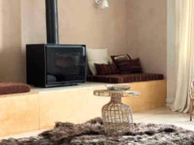 DIY : créer un espace élégant avec des tapis en peau de mouton